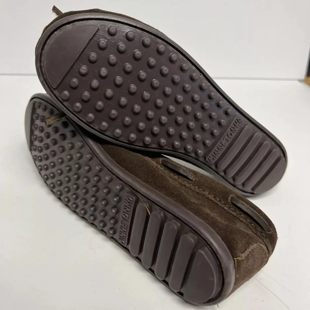 Minnetonka Youth Moccasins Brown Slip-On, Girls’ Size 2 M.